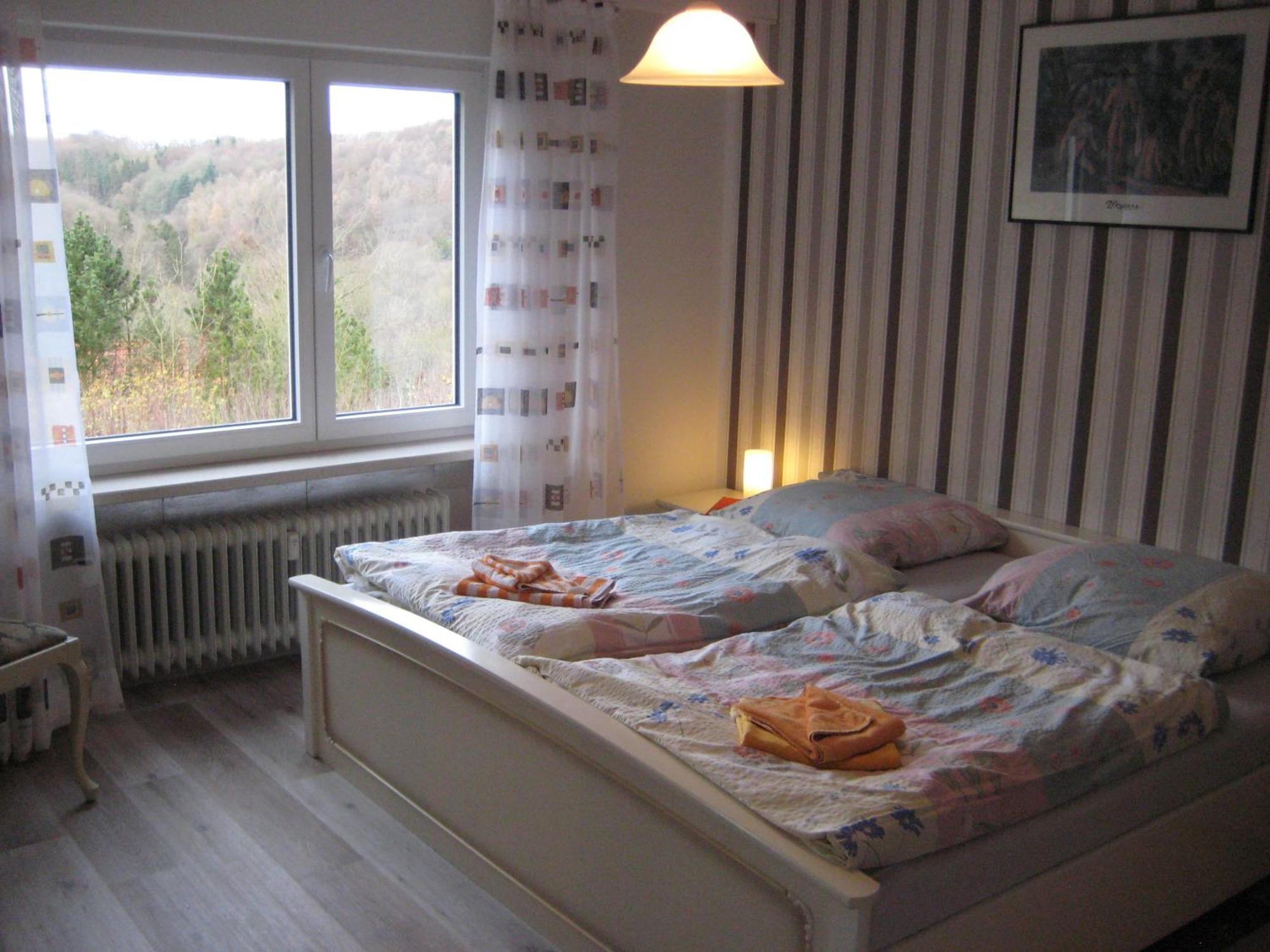 Schlossberg Ferienwohnung 발트에크 객실 사진